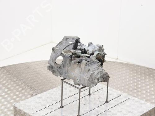 Used Gearbox Gearbox VW TOURAN (1T3) 1.6 TDI (105 hp) 40382983 40382983