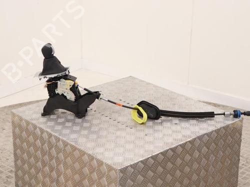 Used Gear lever Gear lever RENAULT CLIO V (B7_) 1.6 E-TECH 145 (B7MU) (143 hp) 40406800 40406800