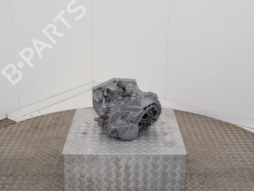 Used Gearbox Gearbox JEEP RENEGADE SUV (BU, B1, BV) 1.6 CRD (120 hp) 40426344 40426344