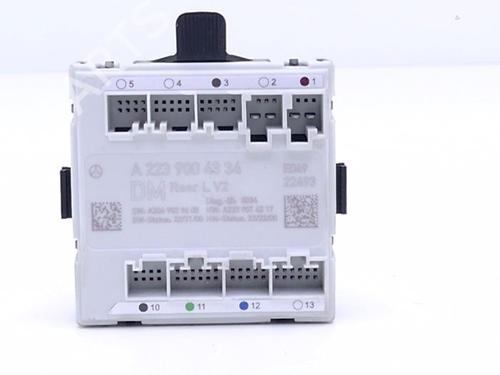 Used Electronic module Electronic module MERCEDES-BENZ EQE (V295) EQE 300 (295.111) (245 hp) 40423503 40423503