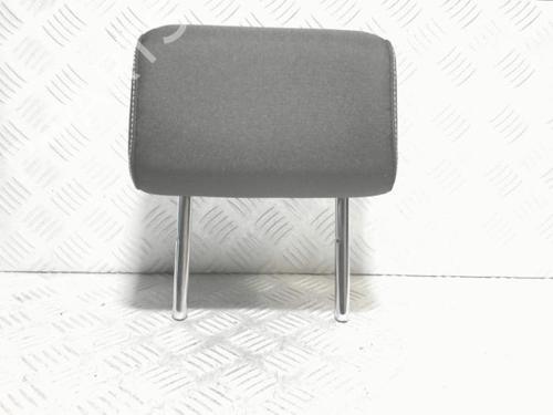 headrest-vw-golf-vii-5g1-bq1-be1-be2-2012-2013-2014-2015-2016-2017-2018-2019-2020-2021-40363323 main image