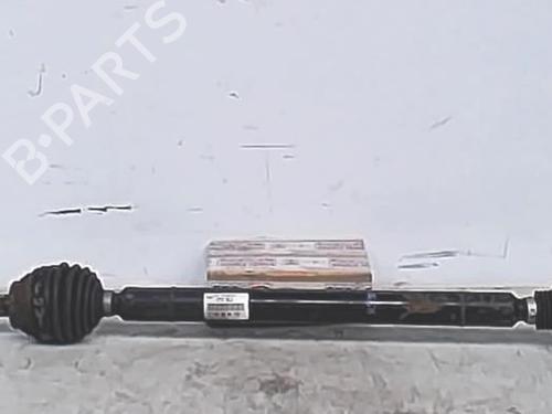 Used Right front driveshaft Right front driveshaft VW GOLF VI (5K1) 2.0 TDI (110 hp) 40364566 40364566