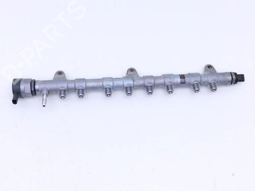 Used Injection rail Injection rail BMW 8 Gran Coupe (G16, F93) 840 d Mild-Hybrid xDrive (340 hp) 40481452 40481452