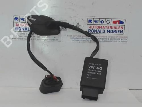 Used Electronic module Electronic module VW GOLF VII (5G1, BQ1, BE1, BE2) 1.6 TDI (105 hp) 40359061 40359061