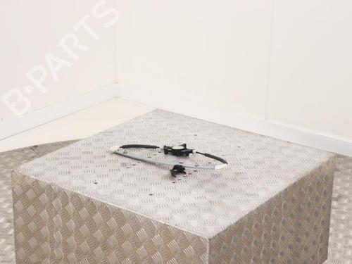 Used Rear right window mechanism Rear right window mechanism MAZDA 3 (BM, BN) 2.0 (120 hp) 40403645 40403645