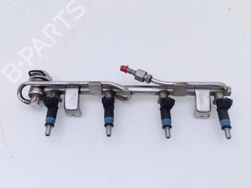 Used Injection rail Injection rail AUDI A4 B6 (8E2) 2.0 (130 hp) 40378115 40378115