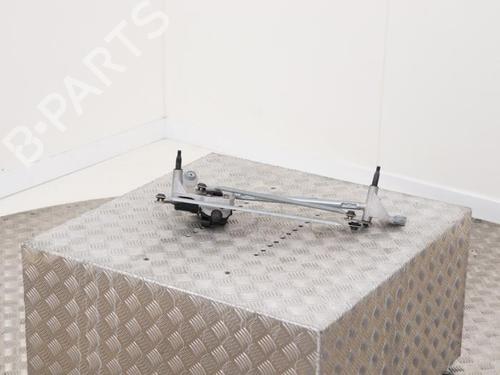 Used Front wipers mechanism Front wipers mechanism FORD KUGA III (DFK) 2.5 Duratec Plug-in-Hybrid (224 hp) 40476246 40476246
