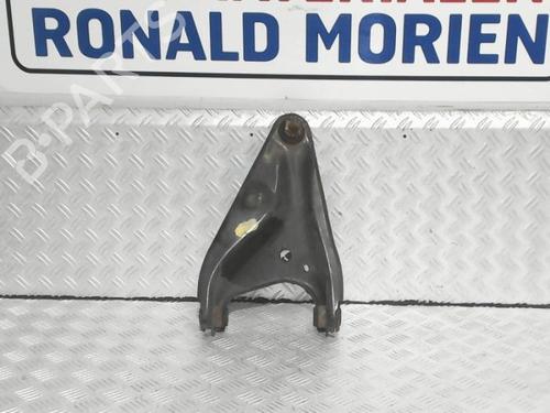 left-front-suspension-arm-dacia-sandero-ii-2012-40385521 main image