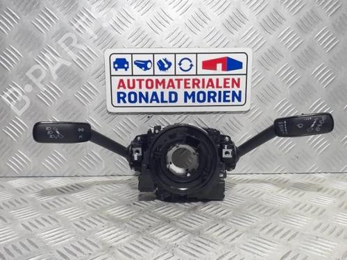 steering-column-stalk-vw-golf-vii-5g1-bq1-be1-be2-2012-2013-2014-2015-2016-2017-2018-2019-2020-2021-40360865 main image