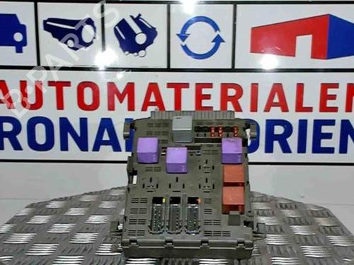 Used Fuse box Fuse box RENAULT LAGUNA I Grandtour (K56_) 1.9 dTi (K56J) (98 hp) 40372632 40372632