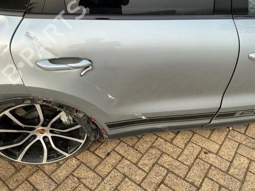 Display monitor PORSCHE CAYENNE (9YA) 3.0 AWD (9YAAA1) | BP40421519C48 - Image 32