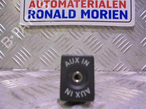 electronic-module-vw-transporter-t5-van-7ha-7hh-7ea-7eh-2003-40469183 main image
