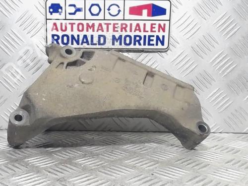 Engine mount VW TRANSPORTER T5 Van (7HA, 7HH, 7EA, 7EH) 2.0 TDI | BP40471885M89 - Image 1