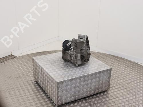 Used Gearbox Gearbox SEAT LEON Sportstourer (KL8, KLD) 1.5 eTSI (150 hp) 40413591 40413591
