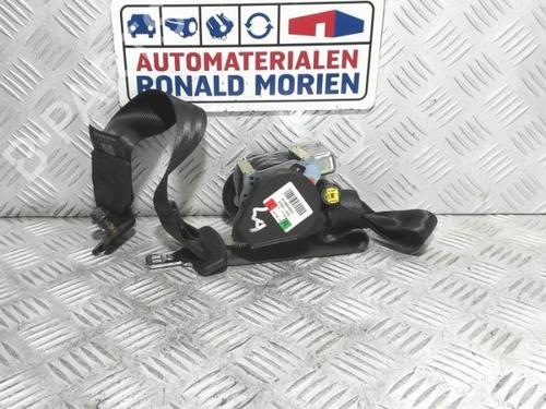 rear-left-seatbelt-volvo-v40-hatchback-525-2012-2013-2014-2015-2016-2017-2018-2019-40363628 main image
