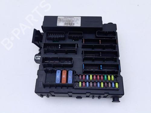 Used Fuse box Fuse box OPEL VECTRA C GTS (Z02) 1.9 CDTI (F68) (150 hp) 40372538 40372538