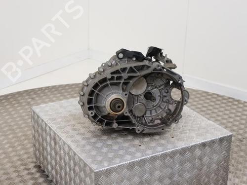 Used Gearbox Gearbox VW TRANSPORTER T5 Van (7HA, 7HH, 7EA, 7EH) 2.0 TDI (140 hp) 40417708 40417708