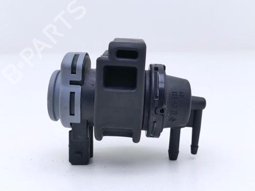 Used Vacuum pump Vacuum pump RENAULT KOLEOS I (HY_) 2.0 dCi (HY0K) (150 hp) 40471249 40471249