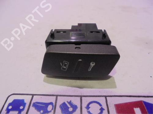 Used Switch Switch VW PHAETON (3D1, 3D2, 3D3, 3D4, 3D6, 3D7, 3D8, 3D9) 3.2 V6 4motion (241 hp) 40431780 40431780