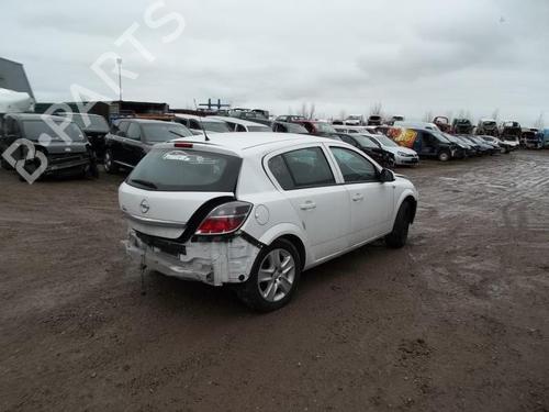 right-taillight-opel-astra-j-p10-2009-2010-2011-2012-2013-2014-2015-2016-40358142 main image