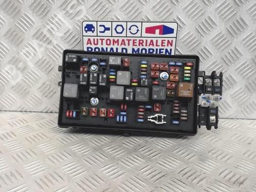fuse-box-opel-insignia-a-g09-2008-2009-2010-2011-2012-2013-2014-2015-2016-2017-40372501 main image