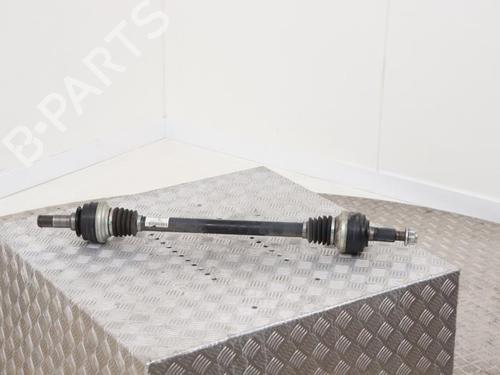 Used Right rear driveshaft Right rear driveshaft VW TOUAREG (7P5, 7P6) 3.0 V6 TDI (204 hp) 40404067 40404067