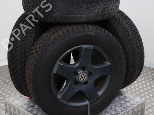 Used Wheel set Wheel set VW TOUAREG (7LA, 7L6, 7L7) 2.5 R5 TDI (174 hp) 40470075 40470075