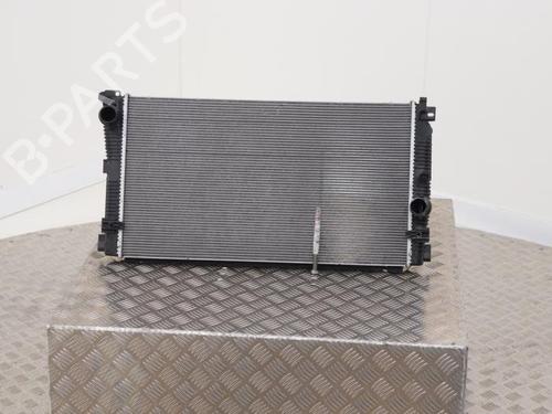 Used Water radiator Water radiator BMW 3 Touring (G21, G81) 320 i (184 hp) 40395959 40395959