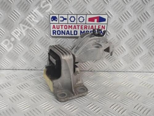 engine-mount-renault-megane-iii-hatchback-bz01_-b3_-2008-40379319 main image
