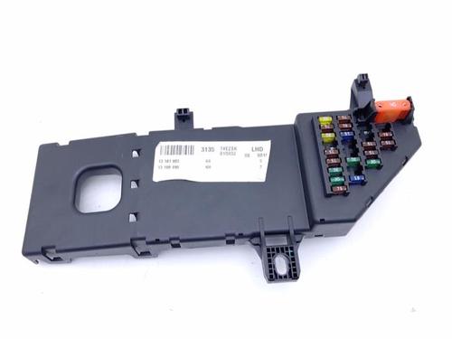 Used Fuse box Fuse box OPEL VECTRA C Estate (Z02) 1.9 CDTI (F35) (120 hp) 40372537 40372537