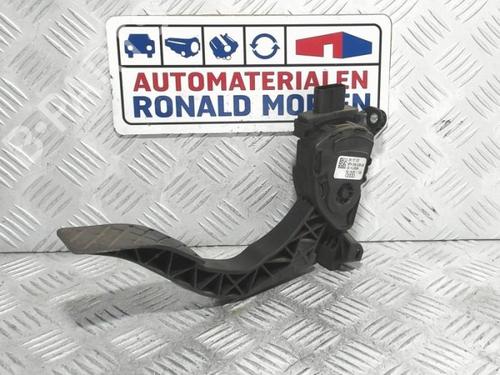 pedal-audi-a4-b8-avant-8k5-2007-2008-2009-2010-2011-2012-2013-2014-2015-2016-2017-40363173 main image