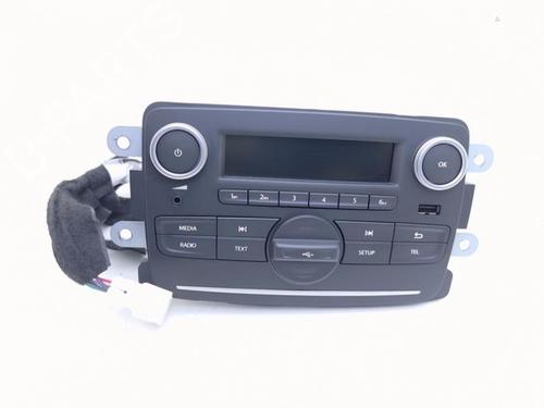 radio-dacia-duster-hs_-2010-2011-2012-2013-2014-2015-2016-2017-2018-40469252 main image