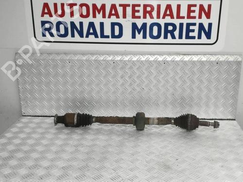 right-front-driveshaft-dacia-sandero-ii-2012-40364602 main image