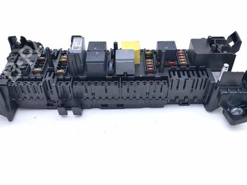 fuse-box-mercedes-benz-a-class-w176-2012-2013-2014-2015-2016-2017-2018-40372467 main image