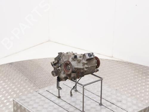 Used Transfer box Transfer box SUZUKI JIMNY Closed Off-Road Vehicle (SN) 1.5 DDiS 4WD (SN415D) (65 hp) 40472560 40472560