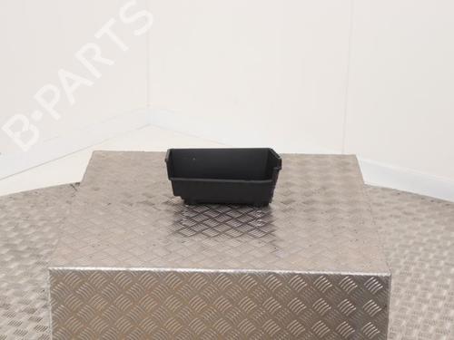 Used Cup/Object holder Cup/Object holder BMW 3 Touring (G21, G81) 320 i (184 hp) 40395963 40395963