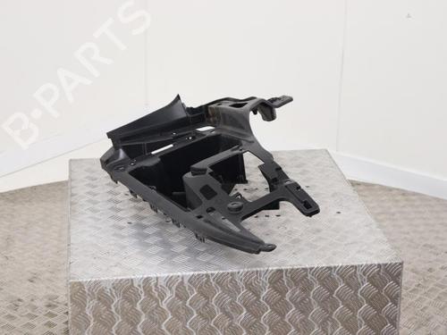 wheel-arch-bmw-i3-i01-2013-40405392 main image