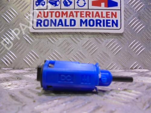 Used Switch Switch RENAULT CAPTUR I (J5_, H5_) 0.9 TCe 90 (90 hp) 40363220 40363220