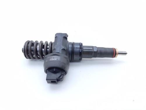 injector-vw-golf-iv-variant-1j5-1999-2000-2001-2002-2003-2004-2005-2006-40471599 main image
