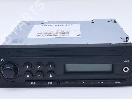 Used Radio Radio OPEL VIVARO A Van (X83) 2.0 CDTI (F7) (90 hp) 40469250 40469250
