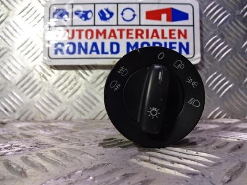 headlight-switch-vw-amarok-2ha-2hb-s1b-s6b-s7a-s7b-agd-2010-40468845 main image
