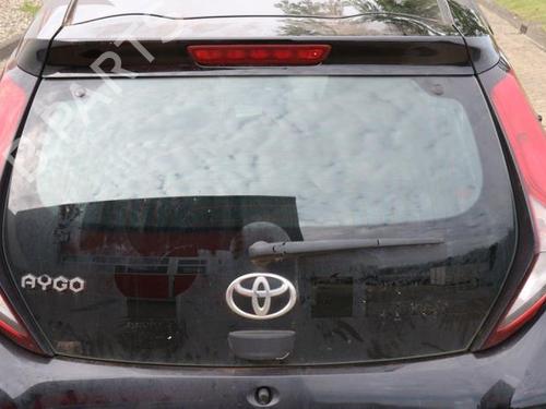 tailgate-toyota-aygo-_b4_-2014-40410054 main image