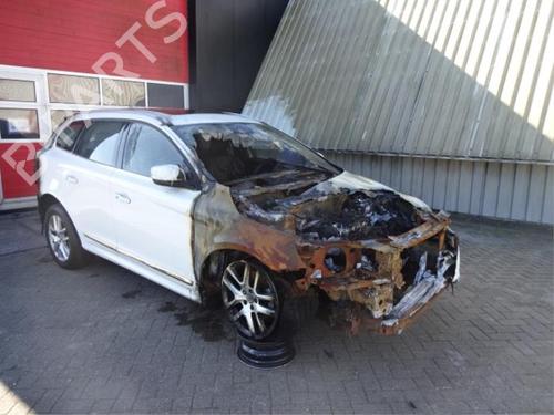 Switch VOLVO XC60 I SUV (156) T5 | BP40361892I30 - Image 3