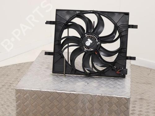 radiator-fan-vw-id3-e11-e12-2019-40403922 main image