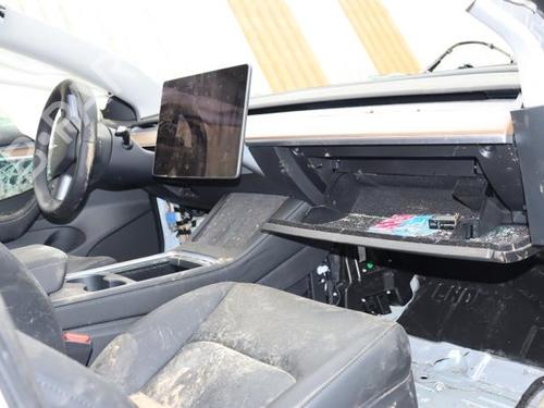 Electronic module TESLA MODEL 3 (5YJ3) EV AWD | BP40401725M83 - Image 27