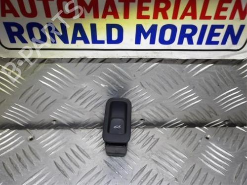 switch-audi-q2-gab-gag-2016-40482719 main image