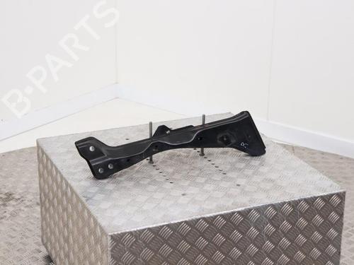 subframe-ford-kuga-iii-dfk-2019-40476212 main image
