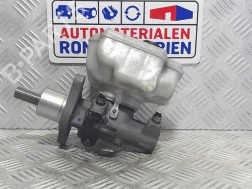 brake-master-cylinder-audi-a3-sportback-8pa-2004-2005-2006-2007-2008-2009-2010-2011-2012-2013-2014-2015-40367608 main image