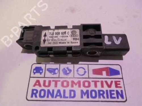 ecu-airbags-vw-phaeton-3d1-3d2-3d3-3d4-3d6-3d7-3d8-3d9-2002-2003-2004-2005-2006-2007-2008-2009-2010-2011-2012-2013-2014-2015-2016-40358879 main image