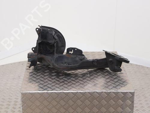 Used Left rear steering knuckle Left rear steering knuckle RENAULT KOLEOS II (HC_) 2.0 dCi 175 (HCAK) (177 hp) 40395174 40395174